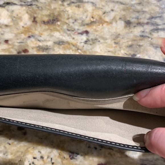 Kate spade black leather wallet with green interior 1 zip pouch 3 pockets - Picture 13 of 13